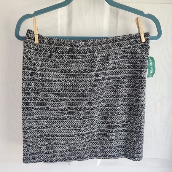 Twik Cotton Knit A-line Pull-on Mini skirt Size Medium NWT - Picture 1 of 6
